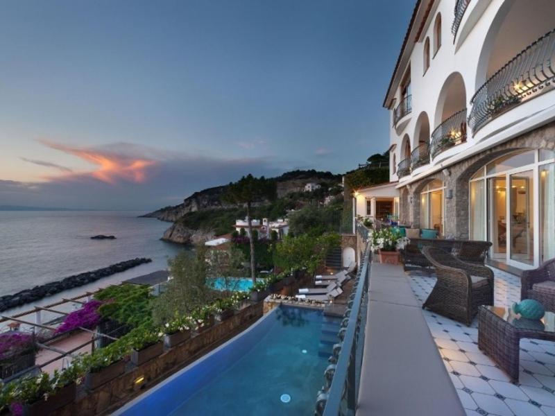 Riviera Di Marcigliano Villa Sleeps 8 Pool Air Con Massa Lubrense Εξωτερικό φωτογραφία